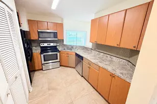 3453 NW 44th St, Oakland Park, FL 33309 - Photo 1