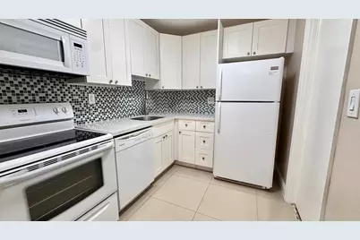 12 NE 19th Court #220a, Wilton Manors, FL 33305 - Photo 1