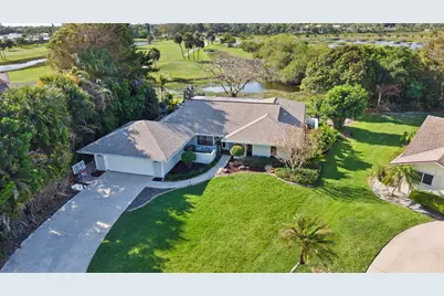 8015 SE Trenton Avenue, Hobe Sound, FL 33455 - Photo 1