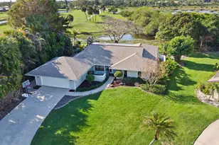 8015 SE Trenton Ave, Hobe Sound, FL 33455 - Photo 1