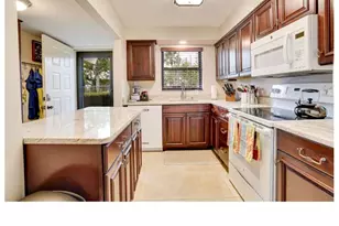 1300 Seaway Dr, Fort Pierce, FL 34949 - Photo 1