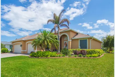 660 Tangelo Circle SW, Vero Beach, FL 32968 - Photo 1