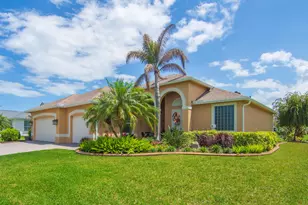 660 Tangelo Cir SW, Vero Beach, FL 32968 - Photo 1
