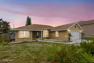 868 SW Duncan Terrace, Port Saint Lucie, FL 34953 - Photo 1