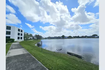 213 Lake Pointe Drive #212, Oakland Park, FL 33309 - Photo 1