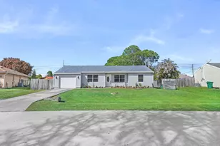 1853 SE Dranson Cir, Port Saint Lucie, FL 34952 - Photo 1