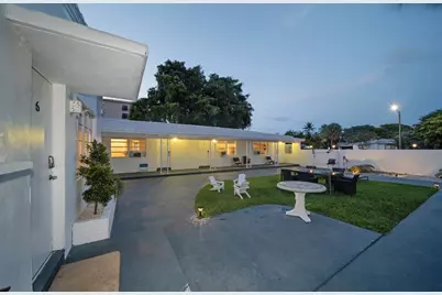2307 N Ocean Boulevard #1, Fort Lauderdale, FL 33305 - Photo 1