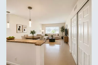 251 SE 6th Avenue #4, Pompano Beach, FL 33060 - Photo 1