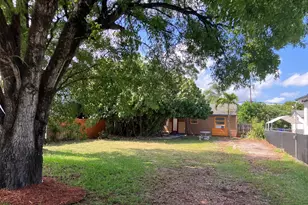 2315 Harding St, Hollywood, FL 33020 - Photo 1