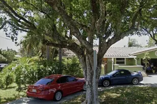 1322 SE 3rd St, Pompano Beach, FL 33060 - Photo 1
