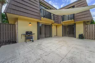 317 3rd Ct, Palm Beach Gardens, FL 33410 - Photo 1
