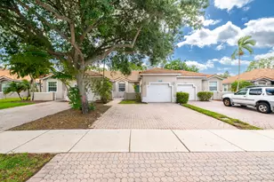 2590 E Aragon Blvd, Sunrise, FL 33313 - Photo 1