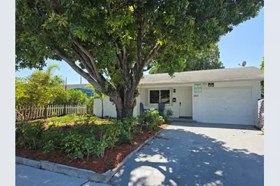 1011 S D Street, Lake Worth, FL 33460 - Photo 1