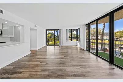 799 Jeffery Street #202, Boca Raton, FL 33487 - Photo 1