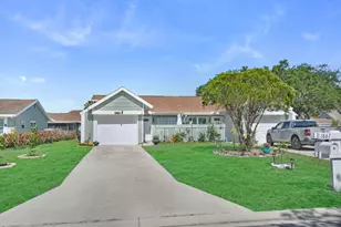 1661 SE Kestwick Ct, Port Saint Lucie, FL 34952 - Photo 1