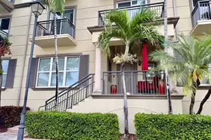2625 NE 14th Ave, Wilton Manors, FL 33334 - Photo 1