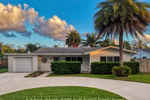 1970 NE 32nd St, Lighthouse Point, FL 33064 - Photo 1