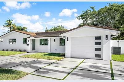 833 SW 5th Street, Boca Raton, FL 33486 - Photo 1