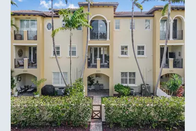 3240 NE 13th Street #3240, Pompano Beach, FL 33062 - Photo 1