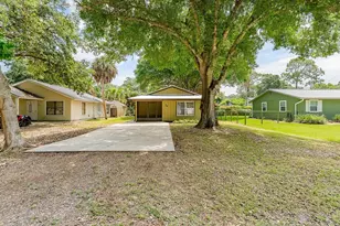 16 45th Ave, Vero Beach, FL 32968 - Photo 1