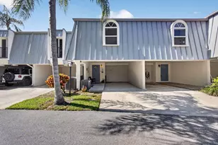 390 Golfview Rd, North Palm Beach, FL 33408 - Photo 1