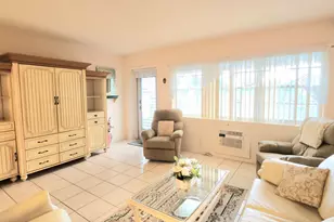 164 Sheffield G, West Palm Beach, FL 33417 - Photo 1