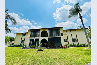 102 Lake Pine Circle #D-1, Greenacres, FL 33463 - Photo 1