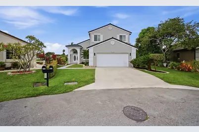 285 NW 45th Terrace, Deerfield Beach, FL 33442 - Photo 1