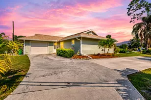 2411 SE Floresta Dr, Port Saint Lucie, FL 34984 - Photo 1
