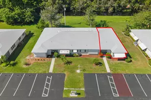 109 Lakes End Dr, Fort Pierce, FL 34982 - Photo 1