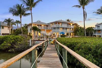 8 Herons Nest, Sewalls Point, FL 34996 - Photo 1