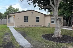 1966 NE 177th St, North Miami Beach, FL 33162 - Photo 1