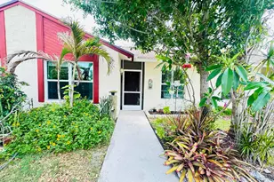 226 Palmetto Ct, Jupiter, FL 33458 - Photo 1