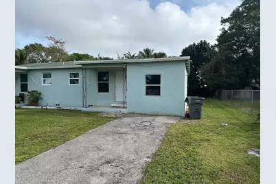 9192 Sunrise Drive, West Palm Beach, FL 33403 - Photo 1