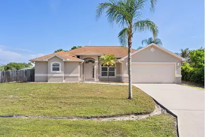 1391 SW Bellevue Avenue, Port Saint Lucie, FL 34953 - Photo 1