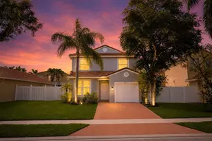 8102 Pelican Harbour Dr, Lake Worth, FL 33467 - Photo 1