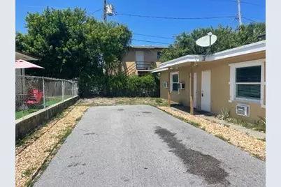 725 21st Street #4, West Palm Beach, FL 33407 - Photo 1