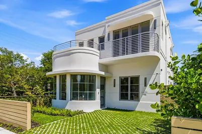 785 Park Place, West Palm Beach, FL 33401 - Photo 1