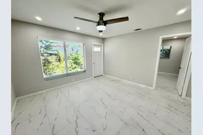1652 NE 33rd Street #B, Oakland Park, FL 33334 - Photo 1