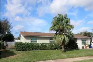 704 Juniper Dr, North Palm Beach, FL 33408 - Photo 1