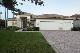 5887 SW Longspur Ln, Palm City, FL 34990 - Photo 1