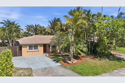 4650 NE 2nd Avenue, Oakland Park, FL 33334 - Photo 1