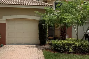 3909 Tree Top Dr, Weston, FL 33332 - Photo 1