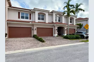 51 Lancaster Road, Boynton Beach, FL 33426 - Photo 1