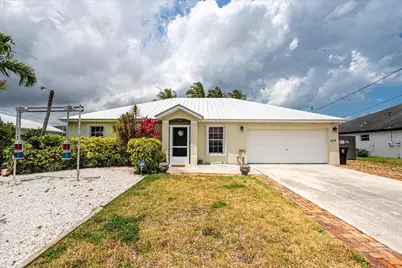 279 SW Glenwood Drive, Port Saint Lucie, FL 34984 - Photo 1