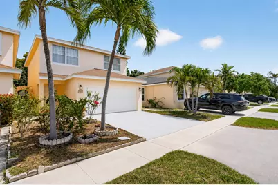 4131 Eastridge Circle, Pompano Beach, FL 33064 - Photo 1