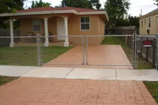 5816 Lincoln St, Hollywood, FL 33021 - Photo 1