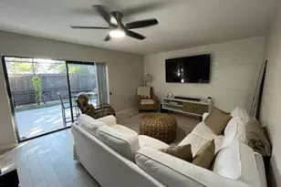 365 S Waverly Pl, Vero Beach, FL 32960 - Photo 1