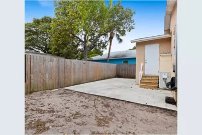 534 21st Street #B, West Palm Beach, FL 33407 - Photo 1