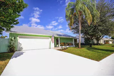 65 W Pinehill Trl W, Tequesta, FL 33469 - Photo 1